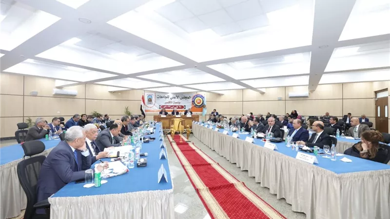 التعليم العالي: إدراج 14 جامعة مصرية في تصنيف QS البريطاني 2023
