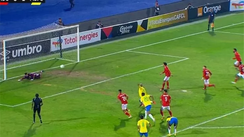 لماذا سدد هانى ركلة جزاء الاهلى أمام صن داونز فى وجود معلول.. تفاصيل