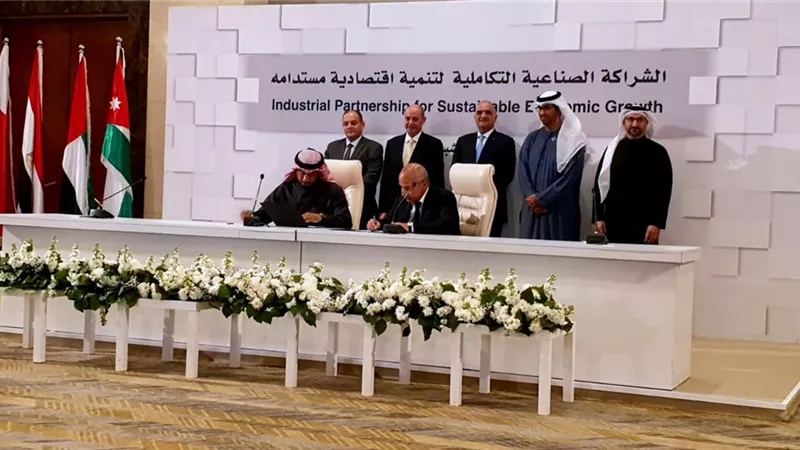 توقيع 12 اتفاقية عربية في قطاعات الزراعة والأدوية والمعادن