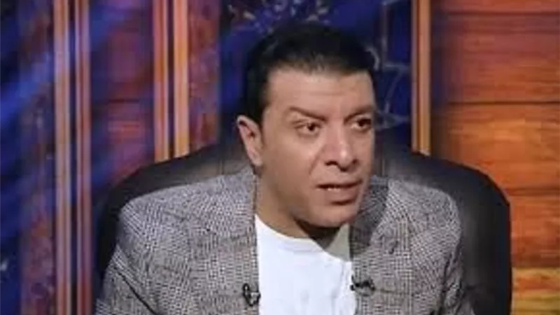 نقيب الموسيقيين يجرى اتصالا بـ محمد ثروت للاطمئنان على نجلة