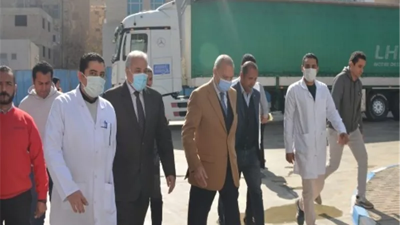 محافظ القليوبية يتفقد أعمال الفرش الطبي والإداري لمستشفى القناطر