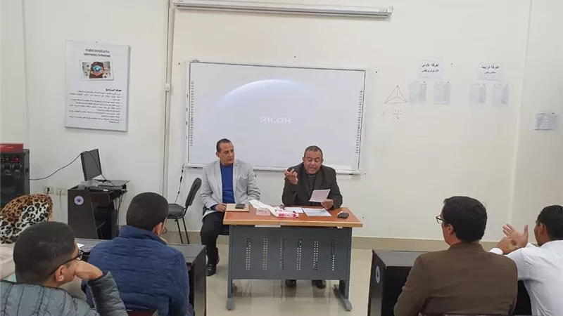 رئيس جامعة بنى سويف التكنولوجية يكرم المشاركين في أسبوع القادة