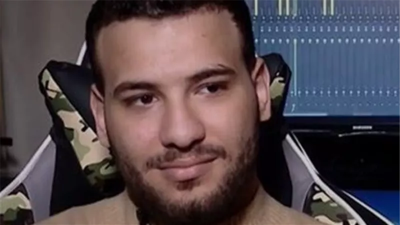 اجتماع طارئ ل الموسيقيين بعد مثول مسلم للتحقيق معه