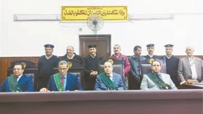 المشدد لمدة 10 سنوات لـ 