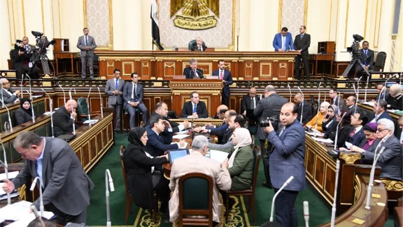 البرلمان يفوض مكتب المجلس لتحديد موعد مناقشة 10 طلبات