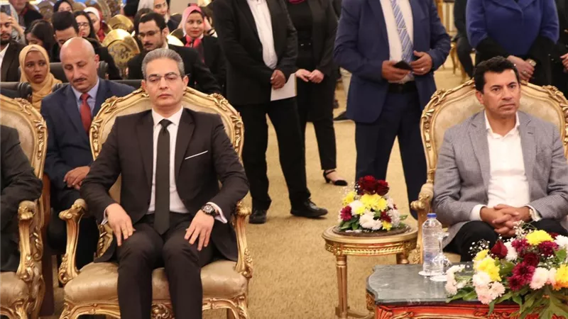 وزير الشباب ونقيب الإعلاميين يفتتحان ملتقي القيادات الشبابية والإعلامية