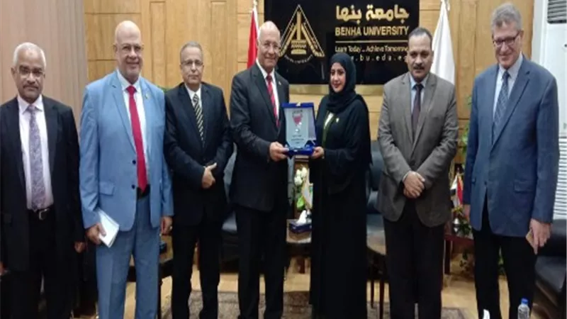 رئيس جامعة بنها يبحث اوجه التعاون مع المستشار الثقافى البحرينى