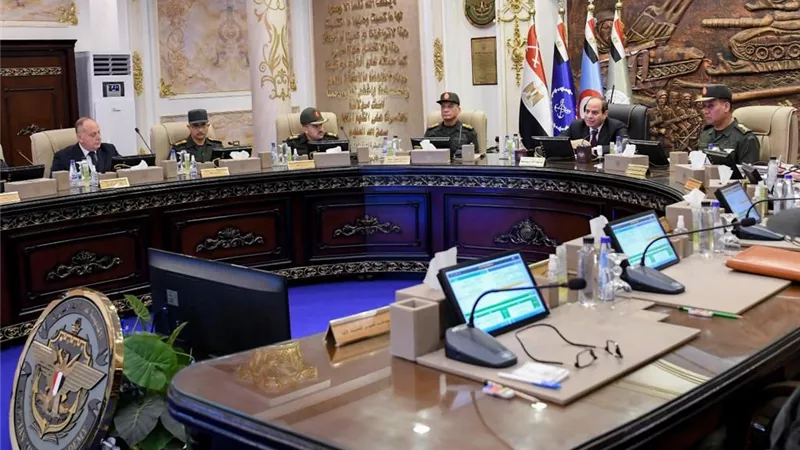 الرئيس السيسي يؤكد حرص الدولة على اتباع أرقى المعايير في انتقاء أفضل المتقدمين للوظائف العامة