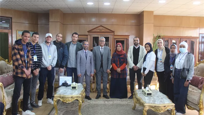 ختام فعاليات أعمال المدرسة الفلكية الثانية بجامعة جنوب الوادى