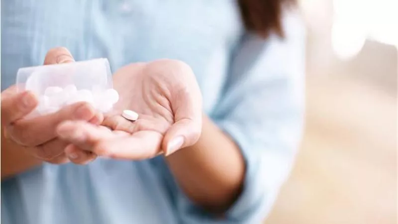 عادات خاطئة أثناء استخدام الأدوية.. تجنبها لحمايتك