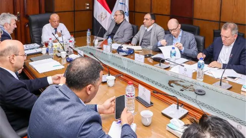 ميناء دمياط يستقبل وفد التحالف الفائز بتشغيل محطة الحاويات