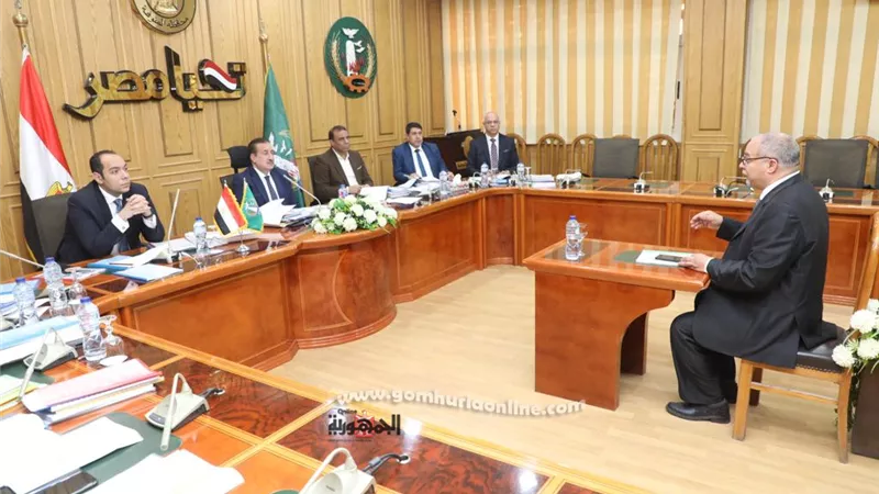 المحافظ : الدفع بالكوادر القادرة على إنجاز المهام المطلوبة