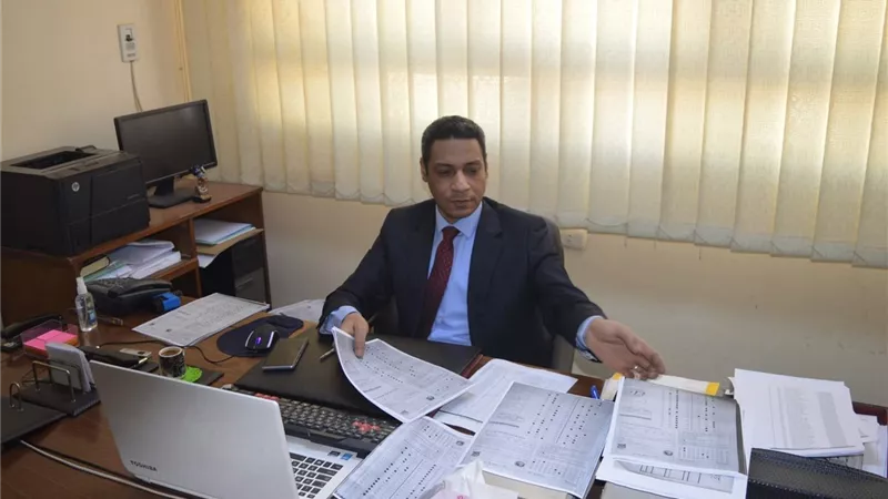 بدء فحص تظلمات نتيجة الفصل الدراسى الأول بحقوق قنا