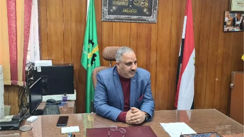 وكيل الشباب والرياضة بالقليوبية يناقش تنفيذ خطة yly بالمحافظة