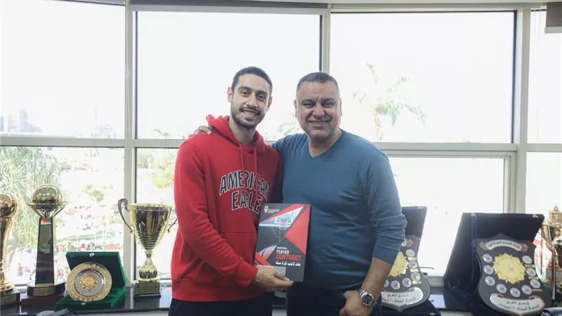 الأهلى ينجح فى تجديد التعاقد مع نجم فريق السلة لمدة 4 مواسم