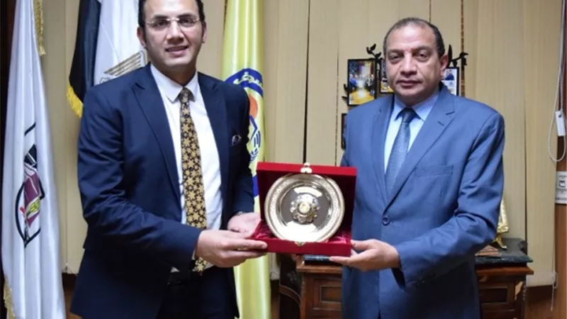 ندوة للتوعية بخطورة الشائعات بجامعة بنى سويف