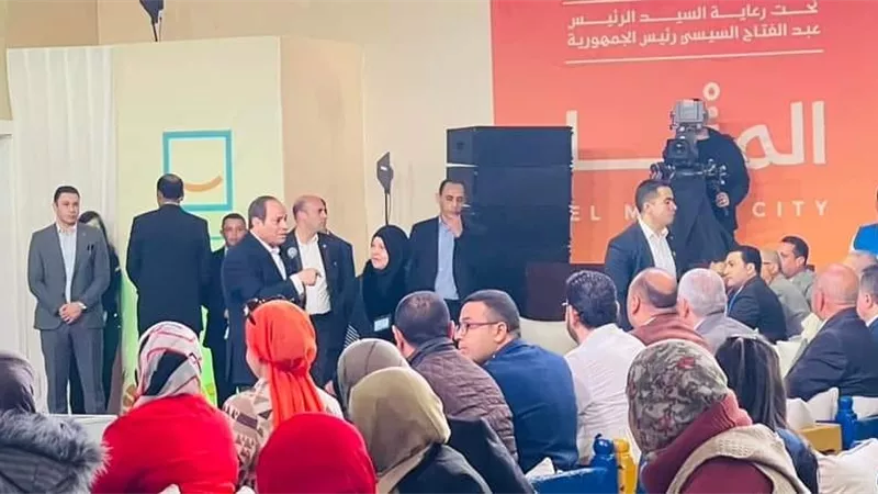 الرئيس السيسي لاهالي المعصرة: مصر لن تنسى أبداً أهالي الصعيد والريف