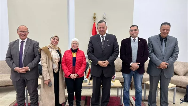 برامج تدريبيه للعاملين بجامعة المنصورة الجديدة