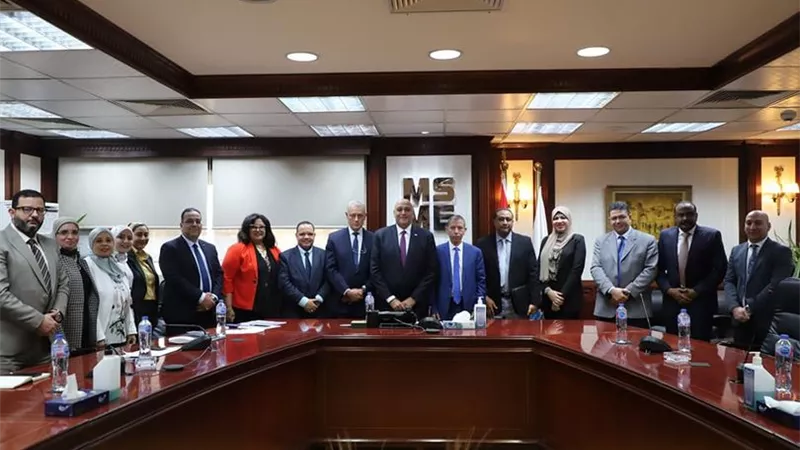 باسل رحمي يبحث التعاون مع وفد من صندوق النقد العربي