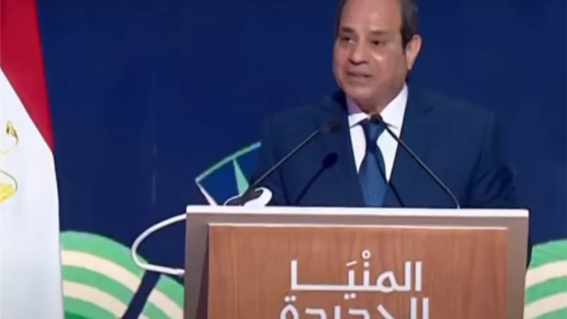السيسي يوجه برفع حد الاعفاء الضريبي الى 30 ألف جنيه سنوياً من أول إبريل 2023