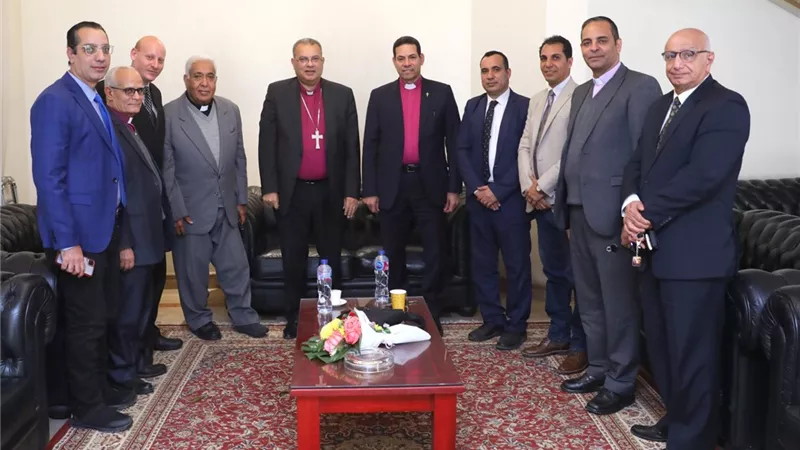 قادة المذاهب الإنجيلية بمصر يقدمون التهنئة لرئيس الإنجيلية