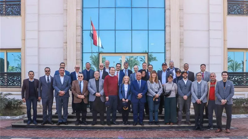ميناء دمياط يستقبل وفد البنك الأوروبي لإعادة الإعمار والتنمية