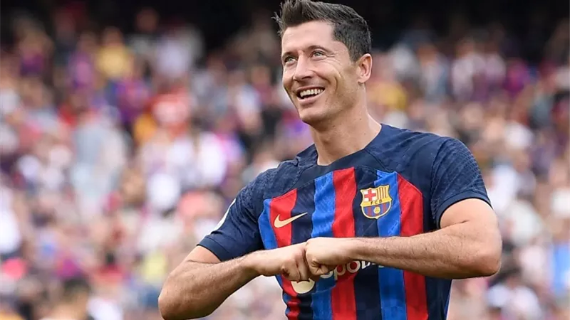 غيابات مؤثرة بتشكيل برشلونة لمواجهة ريال مدريد بكأس إسبانيا اليوم