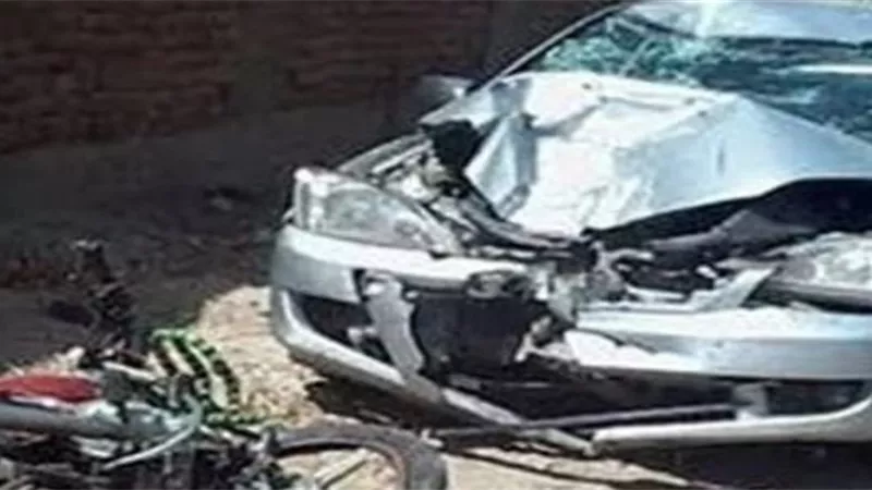 مصرع شقيقين في تصادم سيارة ودراجة نارية بالإسماعيلية