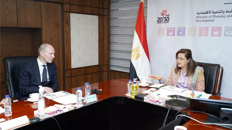 التخطيط تبحث مع شركة دنماركية التعاون في المشروعات الخضراء