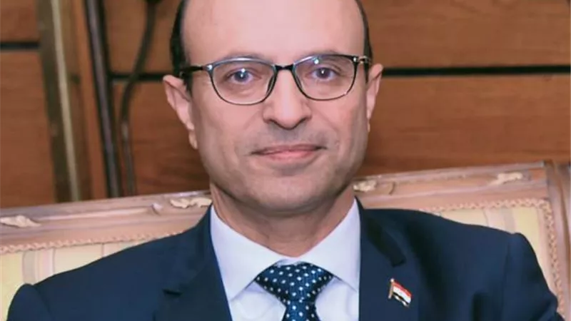 رئيس جامعة أسيوط يشهد افتتاح المؤتمر الطلابى مصر تستطيع بطلابها