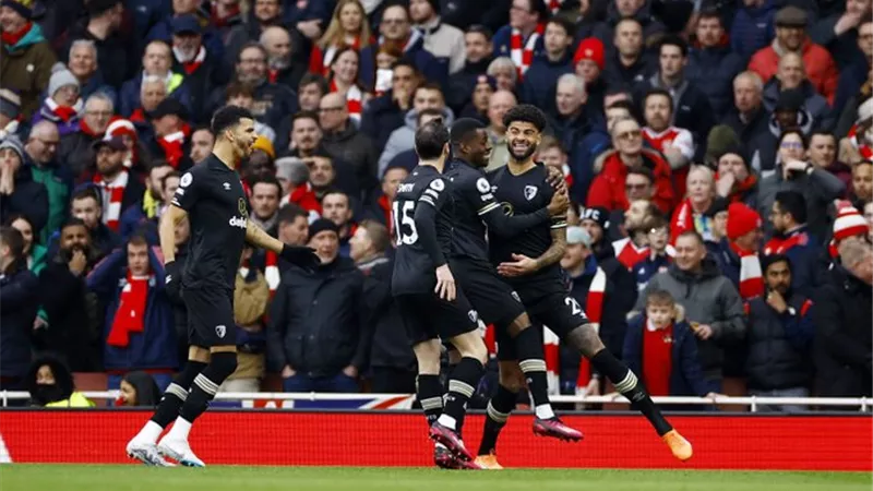لاعب بورنموث يسجل في آرسنال خامس أسرع هدف في الدوري الإنجليزي