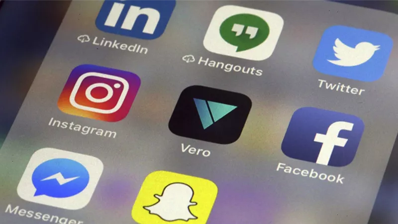 ميتا تطلق آليات التحقق من عمر مستخدمي إنستجرام