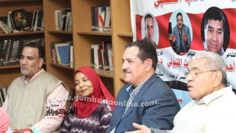 إلتفاف إبداعي للسوايسة حول المائدة الأدبية بثقافة السويس