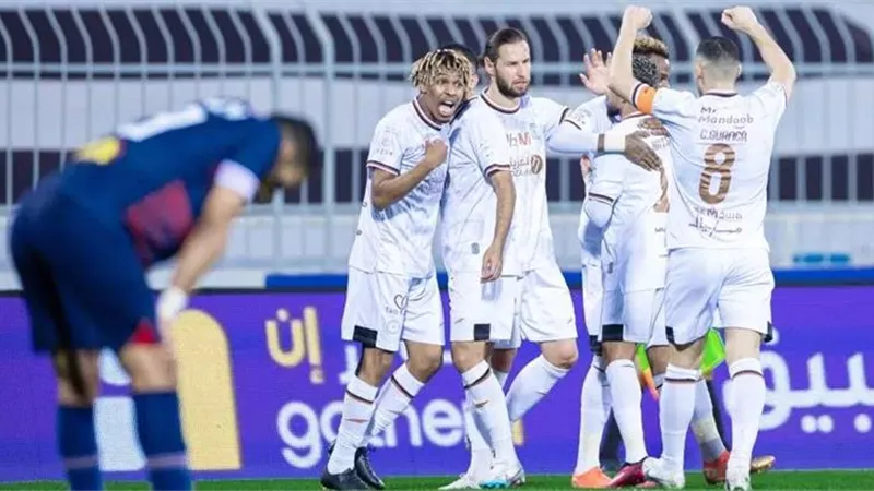 الشباب السعودي يفوز علي العدالة 2 / 1 في دوري روشن السعودي