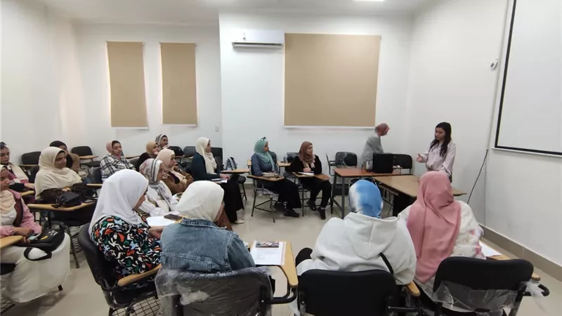 استمرار فعاليات تدريب تمكين المرأة لطالبات جامعة بني سويف