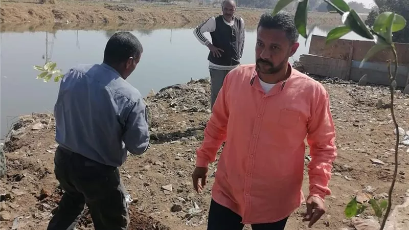 زراعة أشجار مثمرة بقرية طنبدي