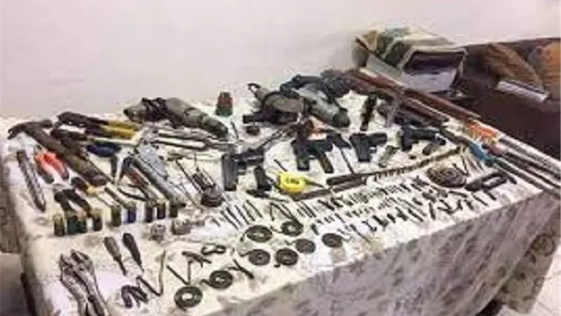 سقوط لص السبارة بالتجمع الخامس