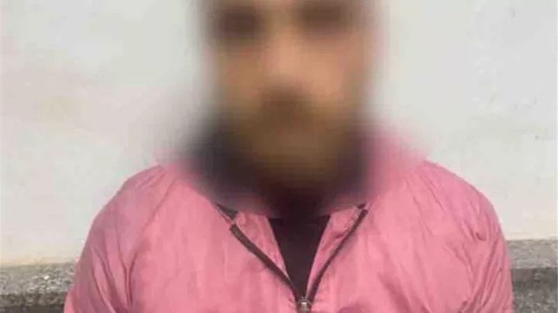 استولى على أقساط القروض .. ضبط شخص نصب على المواطنين بالقاهرة