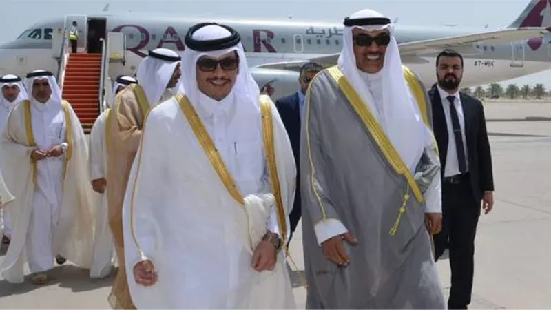 وزيرا خارجية الكويت وقطر يبحثان الأزمة في أوكرانيا وتداعياتها على المنطقة