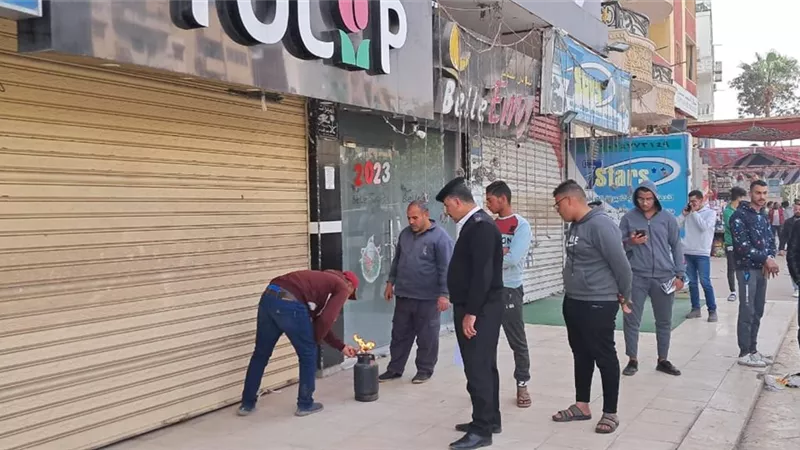 ٥٣ قرار غلق وتشميع وإزالة إشغالات بمدينة العاشر من رمضان.. صور