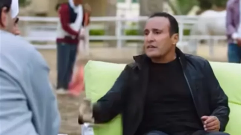 السقا راكبًا حصانًا وظهور نوراللبنانية فى 