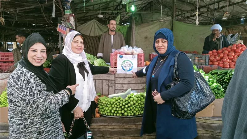 سلع غذائية مجانا لغير القادرين مبادرة لسيدات الأعمال بالأقصر