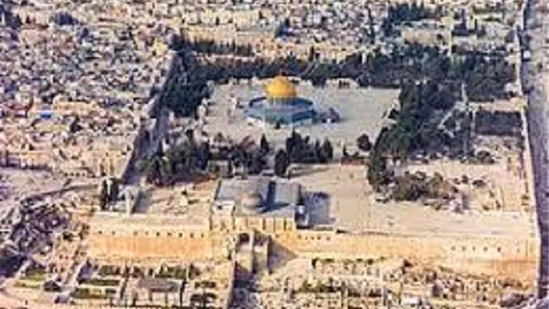 د.على جمعة تحويل القبلة لم يكن للتقليل من شأن المسجد الأقصى