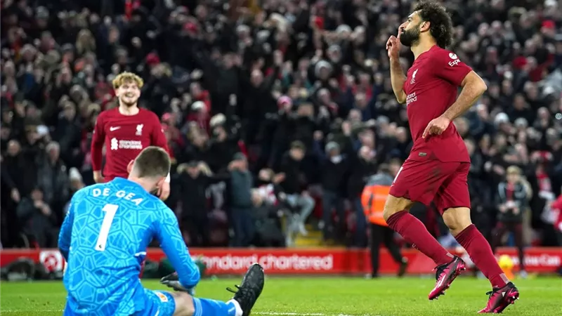 دي خيا يخرج عن صمته بعد سباعية ليفربول