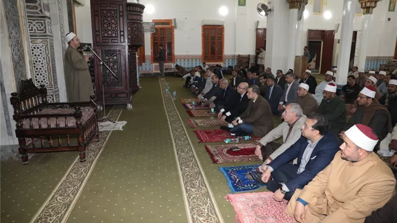 محافظ بنى سويف يشهد الاحتفال بليلة النصف من شعبان