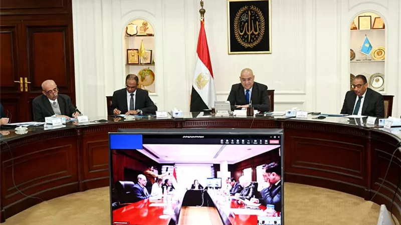 الإسكان والتخطيط يناقشان مقترح الخطة الاستثمارية للعام المالى 2024/2023