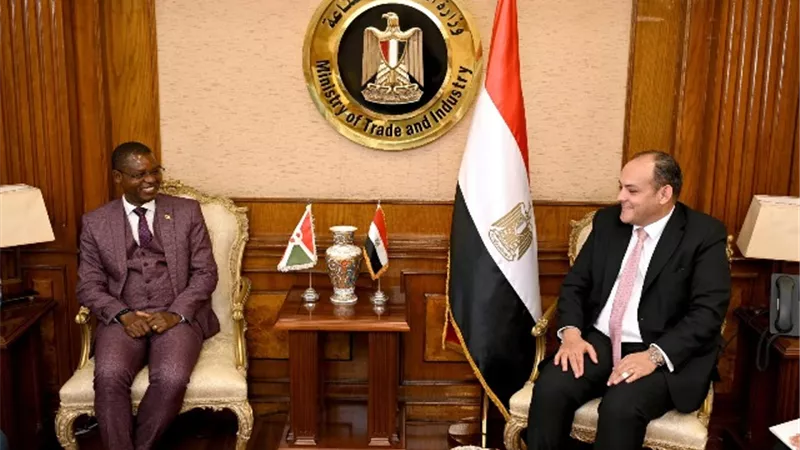 سمير: فرص كبيرة لتعزيز التعاون المشترك على المستويين الثنائي