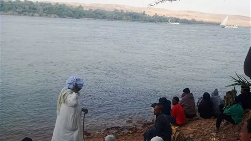 محافظ أسوان: تشكيل غرفة عمليات على مدار 24 ساعة لمتابعة المفقودين