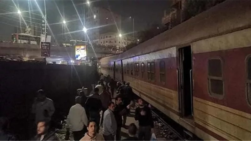 الصحة: ارتفاع أعداد الوفيات إلى حالتين في حادث قطار قليوب