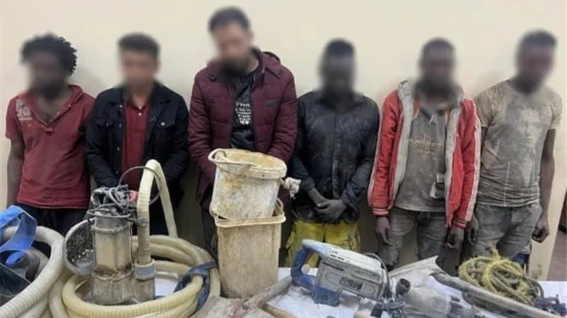 الكنز المدفون .. ضبط 6 أشخاص نقبوا عن الاثار في القاهرة